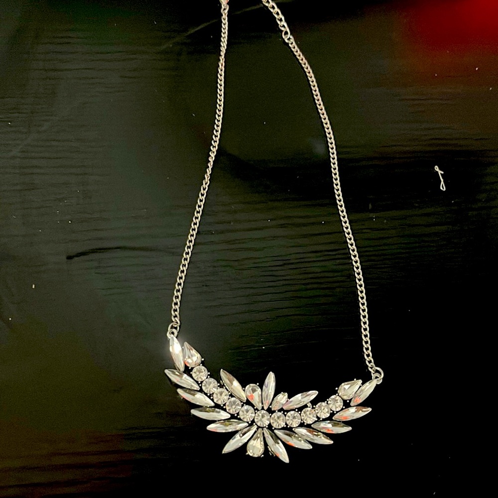 Silver necklace never worn